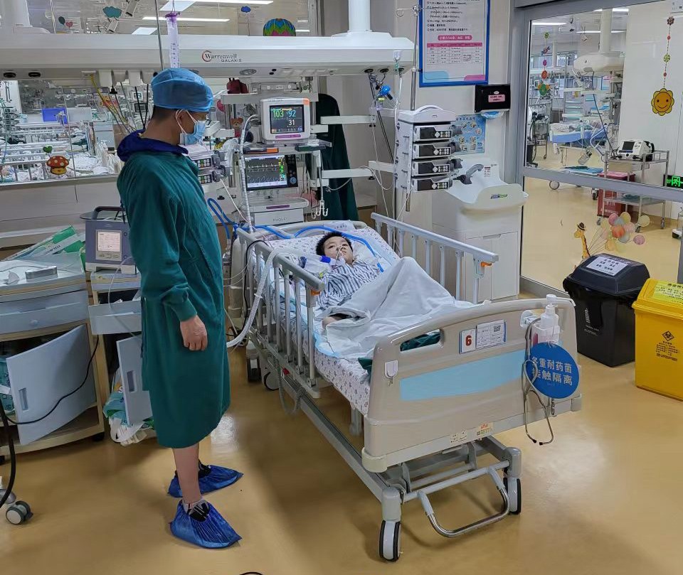 泗阳县跨省救护车出租公司